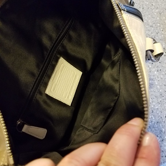 Coach Purse - Picture 6 of 6